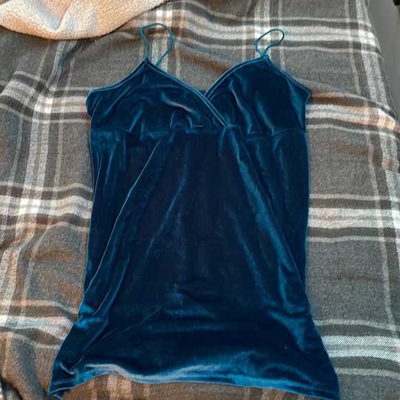 blue velvet bodycon dress - Picture 4 of 4